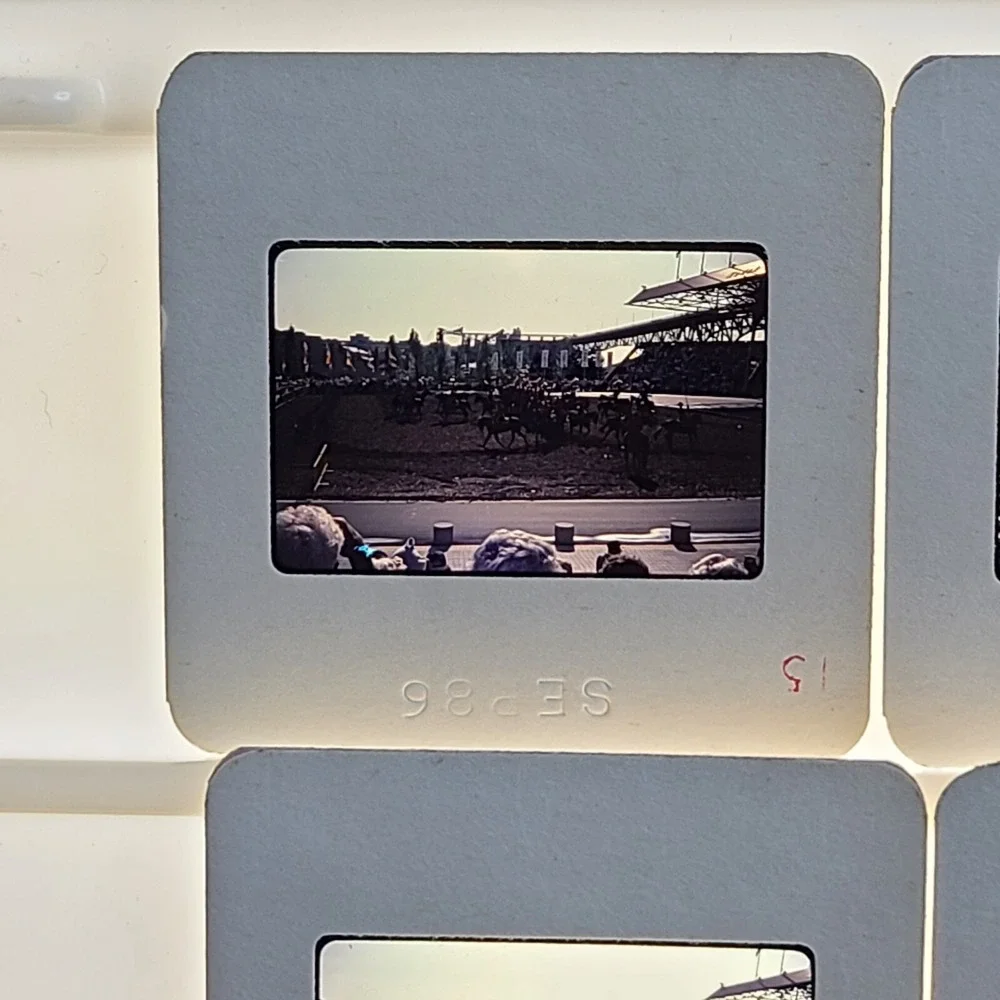 Lot of 33 Slides British Columbia Canada Tourist Scenic Photos People 1986 Lot 4